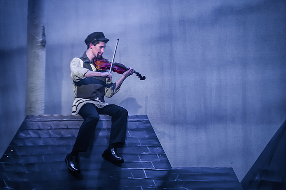 Fiddler_MonReh-1087