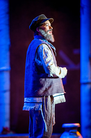 Fiddler-2ndFri-1199