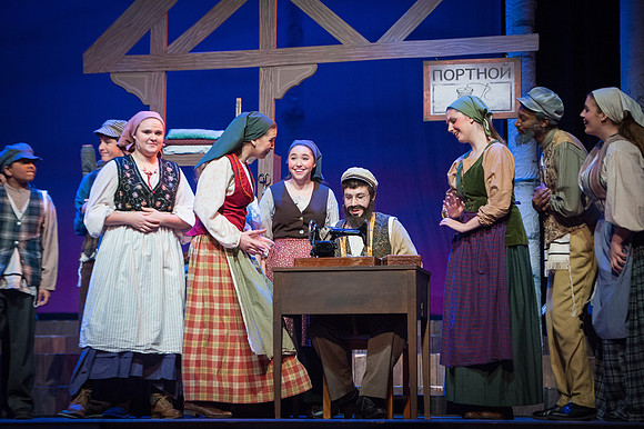Fiddler-ClosingShow-394