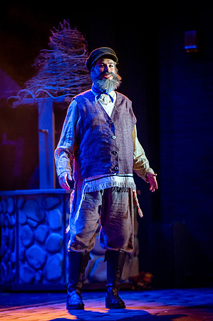 Fiddler-2ndFri-1193