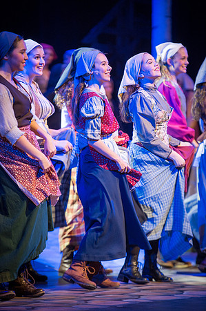 Fiddler-2ndFri-1054