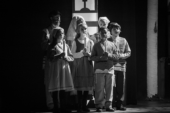 Fiddler-2ndFri-1280