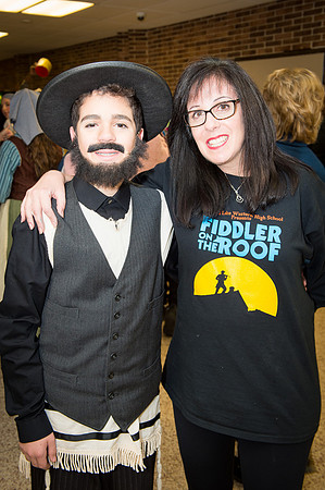 Fiddler-ClosingShow-504