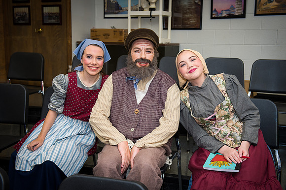Fiddler-1st_Fri-212
